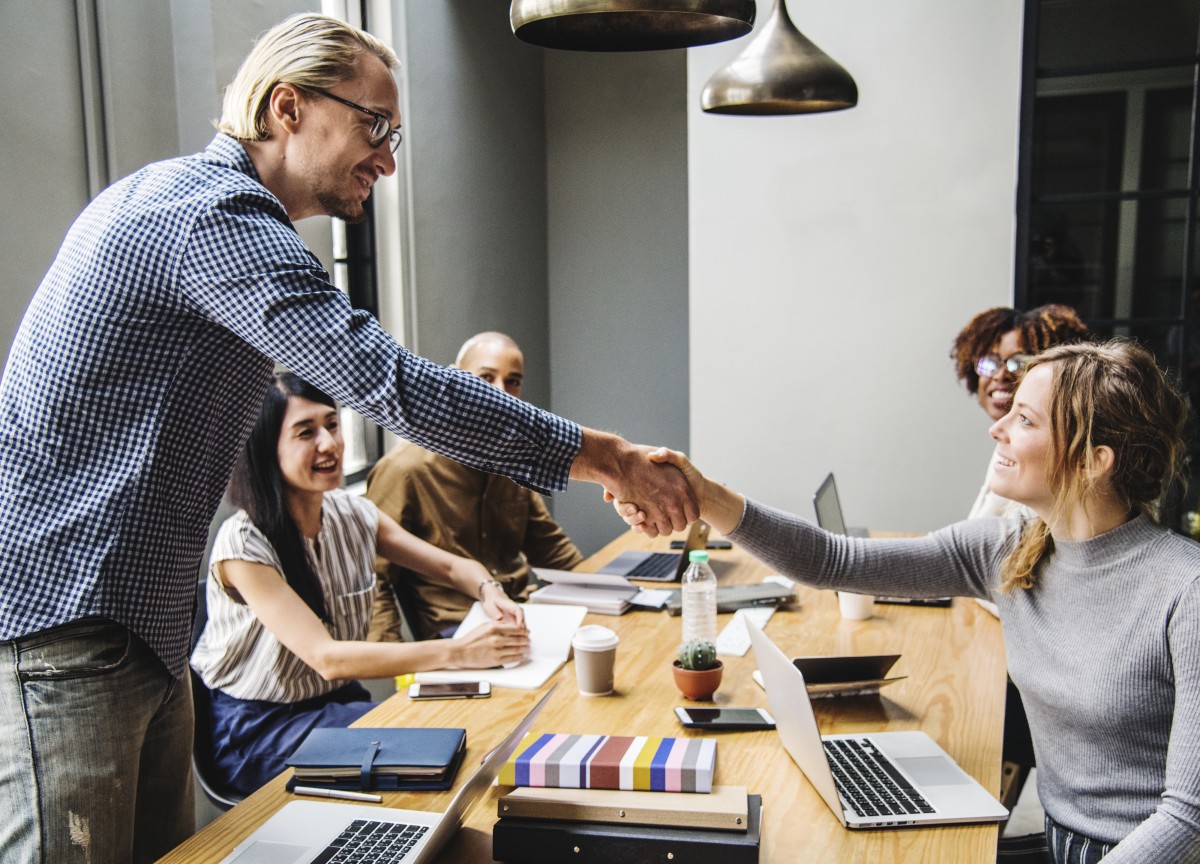 Boosting Team Spirit: 5 Ways You Can Create a Positive Workplace Culture